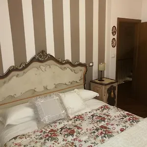 casa-le-rose.it-tuscanyhotel.com/